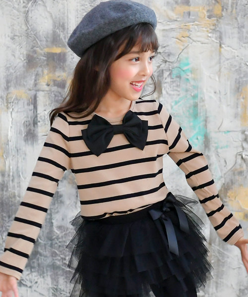 Bee des Bee（ビーデスビー）の「長袖デザイントップス（Tシャツ/カットソー・キッズ・ブラック×ホワイト/ホワイト×ネイビー/ブラック/ネイビー/グレー/ピンク/アイボリー/ライトブラウン/グレー系その他/ブラウン系その他/ブルー系その他/ワイン/ピンク系その他2/ブラウン系その他2/ブルー系その他2/ピンク系その他/ミント/コーラルピンク/グリーン系その他/ラベンダー/チャコール/パープル系その他/ベージュ/グレー系その他2/パープル系その他2/ブラック系その他2/ブラック系その他3/ベージュ系その他/グリーン系その他2/ピンク系その他3/ブラウン系その他3/ライトベージュ/ブルー系その他3/ブルー × パープル・90cm/100cm/110cm/120cm/130cm/140cm/150cm）」の12枚目の写真