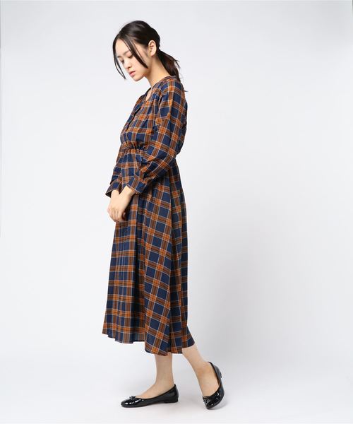 KOBE LETTUCE（コウベレタス）の「チェック柄Vネックスキッパーシャツワンピース＊ロング丈/レディース[E1918]神戸レタス（ワンピース・レディース・ネイビー/グリーン/ワイン・FREE）」の3枚目の写真