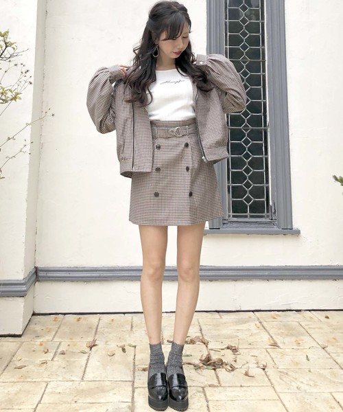 archives（アルシーヴ）の「【SETUPにも】先染めチェック前釦スカパン（スカート・レディース・グレー/レッド・MEDIUM）」の5枚目の写真