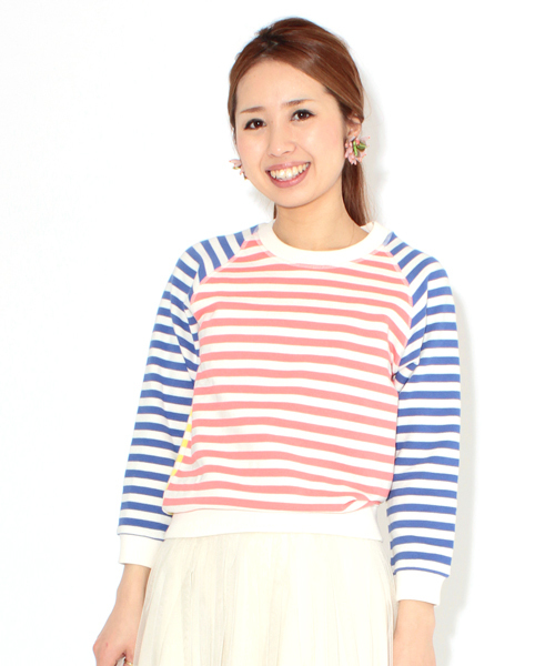 Ray BEAMS（レイビームス）の「●◎PETER JENSEN×Ray BEAMS / 別注 ミニ スウェット（スウェット・レディース・ホワイト/ネイビー/その他1・ONE SIZE）」の3枚目の写真