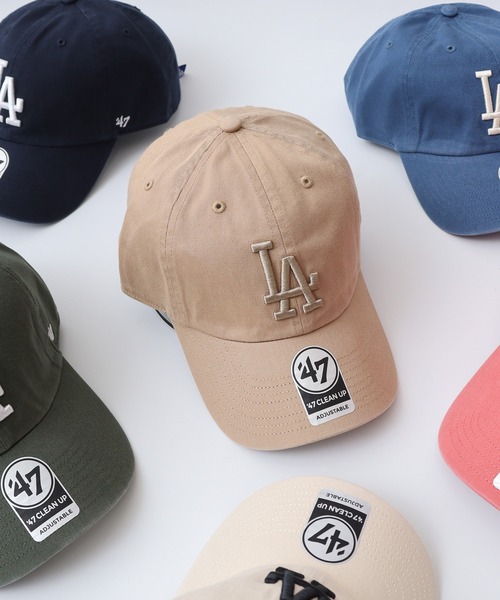 '47（フォーティーセブン）の「MLB公認 ’47BRAND CLEAN UP CAP クリーナップキャップ BBCAP LA ロサンゼルスドジャース（キャップ・メンズ・ブラック/ロイヤルブルー/ホワイト/ナチュラル/ピンク/ライトグリーン/ブラック系その他/カーキ/ピンク系その他/ネイビー/カーキ系/モスグリーン/ベージュ系/ブルー/ダークグリーン/カーキ系1/ブラック系その他2/グレー系その他/グレー/グリーン/ブラウン/グレー系その他2/チャコールグレー・FREE）」の17枚目の写真