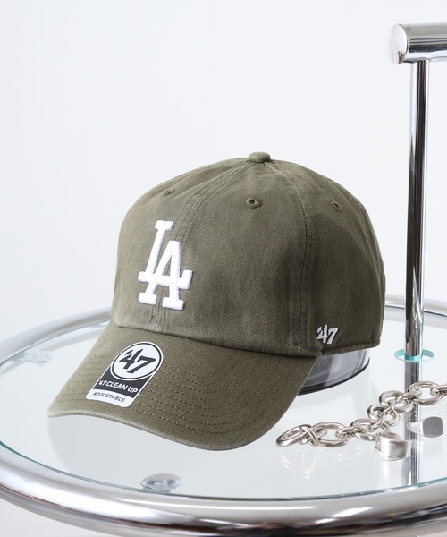 '47（フォーティーセブン）の「MLB公認 ’47BRAND CLEAN UP CAP クリーナップキャップ BBCAP LA ロサンゼルスドジャース（キャップ・メンズ・ブラック/ロイヤルブルー/ホワイト/ナチュラル/ピンク/ライトグリーン/ブラック系その他/カーキ/ピンク系その他/ネイビー/カーキ系/モスグリーン/ベージュ系/ブルー/ダークグリーン/カーキ系1/ブラック系その他2/グレー系その他/グレー/グリーン/ブラウン/グレー系その他2/チャコールグレー・FREE）」の12枚目の写真