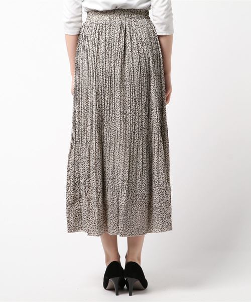 SpRay（スプレイ）の「レオパード柄消しプリーツスカート（スカート・レディース・ブラック/ベージュ/キャメル・FREE）」の5枚目の写真