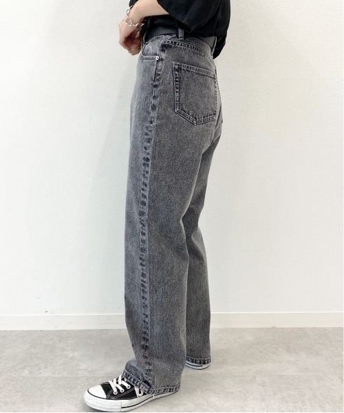 apres jour mignon(アプレジュールミニョン)の「ベーシックハイウエストデニム【ZOZOTOWN限定アイテム】(デニムパンツ・レディース・サックスブルー/ダークブルー/オフホワイト/ベージュ/ブラック系その他/その他/パープル/ブラック/ダークブラウン・SMALL/LARGE/X-SMALL/MEDIUM/X-LARGE)」の13枚目の写真