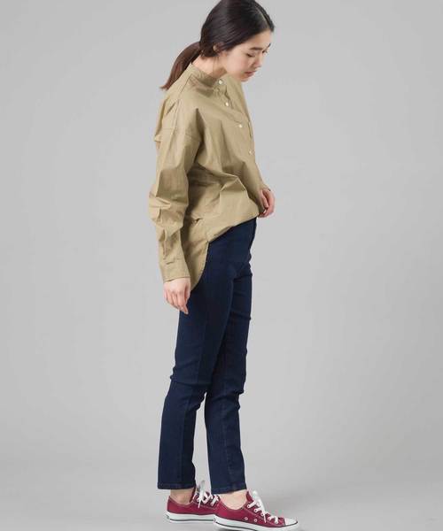 OMNES（オムネス）の「タイプライター ウォッシャブルバンドカラービッグシャツ（シャツ/ブラウス・レディース・ホワイト/チャコールグレー/カーキ/チェック・FREE）」の7枚目の写真