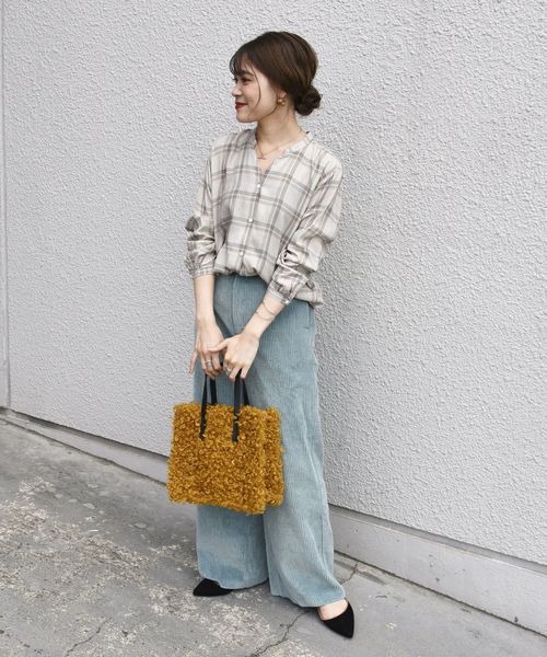 SHIPS Days（シップスデイズ）の「SHIPS Days STANDARD:スキッパーチェックシャツ◇（シャツ/ブラウス・レディース・ベージュ/パープル・S～Ｍ/M～Ｌ）」の5枚目の写真