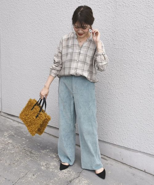 SHIPS Days（シップスデイズ）の「SHIPS Days STANDARD:スキッパーチェックシャツ◇（シャツ/ブラウス・レディース・ベージュ/パープル・S～Ｍ/M～Ｌ）」の8枚目の写真