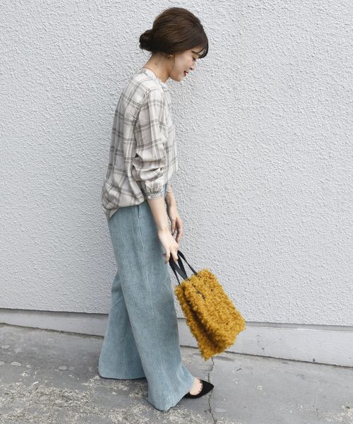 SHIPS Days（シップスデイズ）の「SHIPS Days STANDARD:スキッパーチェックシャツ◇（シャツ/ブラウス・レディース・ベージュ/パープル・S～Ｍ/M～Ｌ）」の9枚目の写真