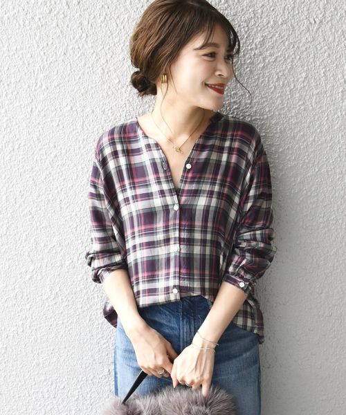 SHIPS Days（シップスデイズ）の「SHIPS Days STANDARD:スキッパーチェックシャツ◇（シャツ/ブラウス・レディース・ベージュ/パープル・S～Ｍ/M～Ｌ）」の10枚目の写真