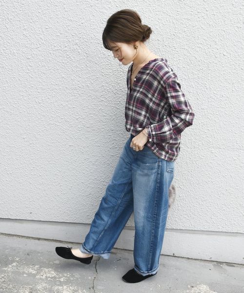 SHIPS Days（シップスデイズ）の「SHIPS Days STANDARD:スキッパーチェックシャツ◇（シャツ/ブラウス・レディース・ベージュ/パープル・S～Ｍ/M～Ｌ）」の14枚目の写真