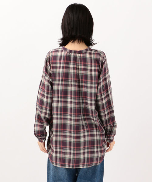 SHIPS Days（シップスデイズ）の「SHIPS Days STANDARD:スキッパーチェックシャツ◇（シャツ/ブラウス・レディース・ベージュ/パープル・S～Ｍ/M～Ｌ）」の18枚目の写真