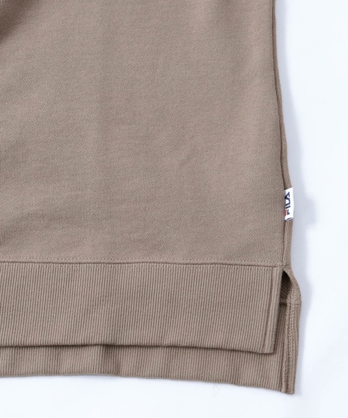FILA（フィラ）の「▽WEB限定 FILA/フィラ 別注 センターロゴ刺繍 サイドスリット裏毛スウェット（スウェット・レディース・ホワイト/ブラック/ベージュ/ネイビー/チャコール・S/M/L）」の11枚目の写真