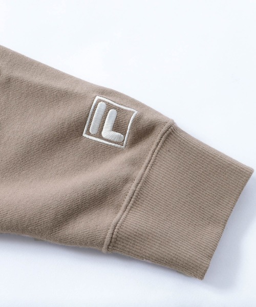 FILA（フィラ）の「▽WEB限定 FILA/フィラ 別注 センターロゴ刺繍 サイドスリット裏毛スウェット（スウェット・レディース・ホワイト/ブラック/ベージュ/ネイビー/チャコール・S/M/L）」の13枚目の写真