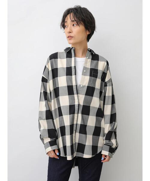 AMERICAN HOLIC（アメリカンホリック）の「バックタック綿ビエラシャツ　＊（シャツ/ブラウス・レディース・オフホワイト/ブルー系その他5/ネイビー/ベージュ/ホワイト系その他7/その他5/チェック/ピンクベージュ・L/M）」の3枚目の写真