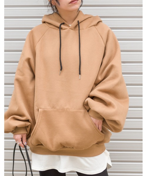 SpRay（スプレイ）の「裏起毛ＢＩＧパ－カ－（パーカー・レディース・ブルー/アイボリー/モカ/ブラック/チャコールグレー/パープル/グレー/ベージュ/ダークグリーン・FREE）」の2枚目の写真