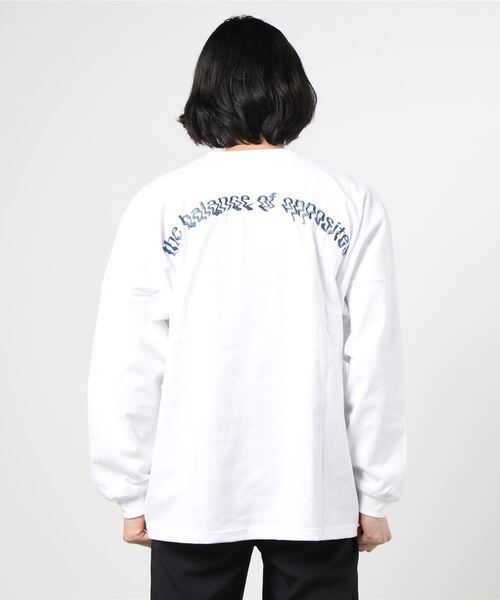 RVCA(ルーカ)の「RVCA/ルーカ ルーズシルエット バックプリントロンT BB041-059(Tシャツ/カットソー・メンズ・ホワイト/ブラック/イエロー・S/M/L)」の4枚目の写真