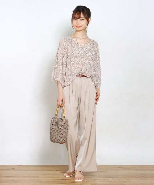 Crisp（クリスプ）の「マットサテンラフパンツ（その他パンツ・レディース・ベージュ/グレー/ブルー・FREE）」の6枚目の写真