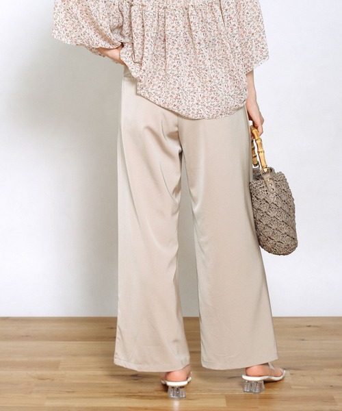 Crisp（クリスプ）の「マットサテンラフパンツ（その他パンツ・レディース・ベージュ/グレー/ブルー・FREE）」の9枚目の写真