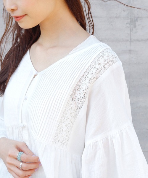 Crisp（クリスプ）の「エアリーレースブラウス（シャツ/ブラウス・レディース・ホワイト/ピンクベージュ・FREE）」の7枚目の写真