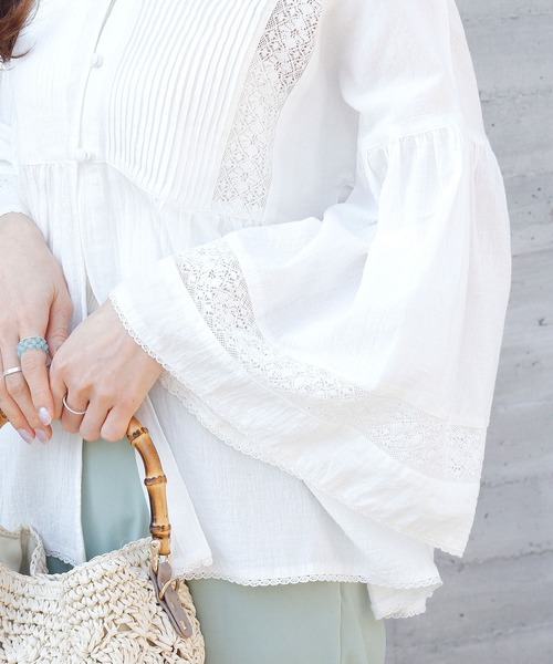 Crisp（クリスプ）の「エアリーレースブラウス（シャツ/ブラウス・レディース・ホワイト/ピンクベージュ・FREE）」の8枚目の写真