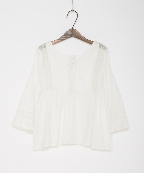 Crisp（クリスプ）の「エアリーレースブラウス（シャツ/ブラウス・レディース・ホワイト/ピンクベージュ・FREE）」の17枚目の写真