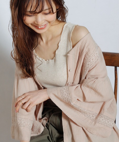 Crisp（クリスプ）の「エアリーレースブラウス（シャツ/ブラウス・レディース・ホワイト/ピンクベージュ・FREE）」の20枚目の写真