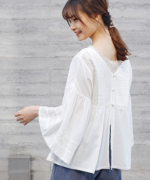 Crisp（クリスプ）の「エアリーレースブラウス（シャツ/ブラウス・レディース・ホワイト/ピンクベージュ・FREE）」の3枚目の写真