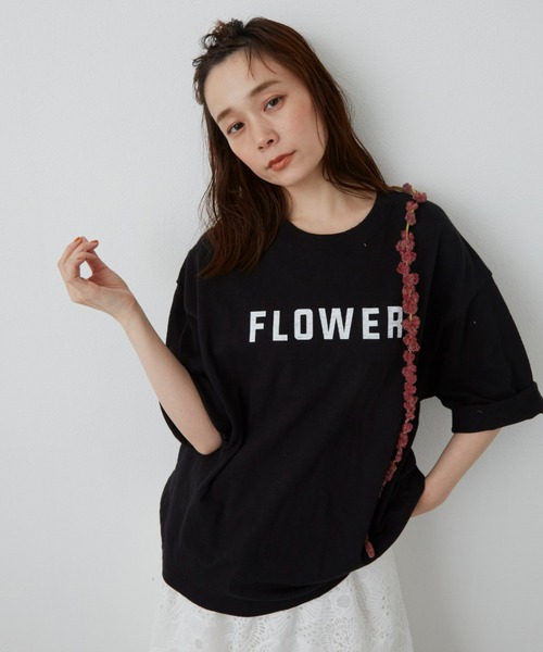 Libra Cue(リブラ キュー)の「FLOWER ロゴTシャツ(Tシャツ/カットソー・レディース・ホワイト/ブラック/ネイビー・FREE)」の19枚目の写真