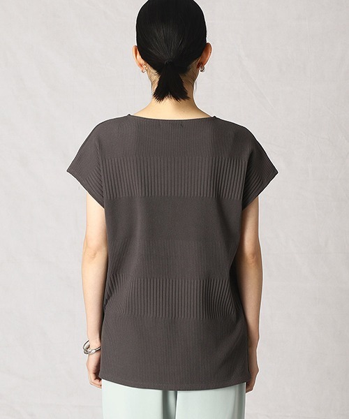 Comme　Ca　Mature（コムサマチュア）の「フレンチスリーブ　カットソー（Tシャツ/カットソー・レディース・ホワイト/ベージュ/ダークブラウン・FREE）」の11枚目の写真