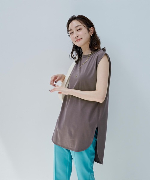 UR'S(ユアーズ)の「シルケットチュニックタンク(キャミソール・レディース・オフホワイト/ライトグレー/チャコール/ブラック・S/M/PS(XS-S))」の4枚目の写真