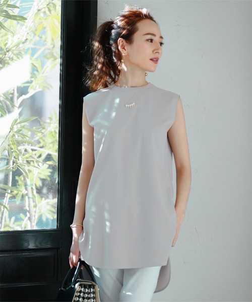 UR'S(ユアーズ)の「シルケットチュニックタンク(キャミソール・レディース・オフホワイト/ライトグレー/チャコール/ブラック・S/M/PS(XS-S))」の3枚目の写真