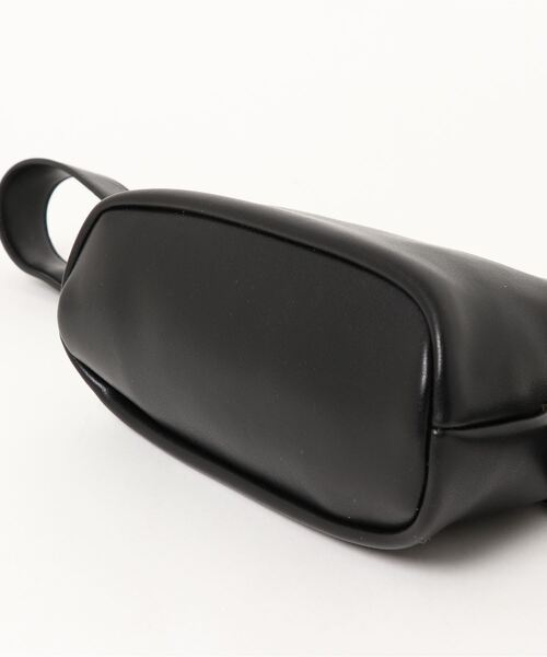 DONOBAN（ドノバン）の「PUレザーがま口ベルトバッグ [E]（ショルダーバッグ・レディース・グリーン系その他/ブラック/ホワイト・ONESIZE）」の5枚目の写真