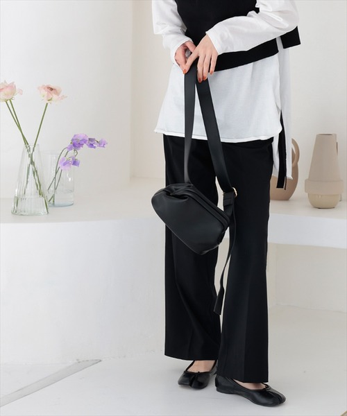 DONOBAN（ドノバン）の「PUレザーがま口ベルトバッグ [E]（ショルダーバッグ・レディース・グリーン系その他/ブラック/ホワイト・ONESIZE）」の14枚目の写真