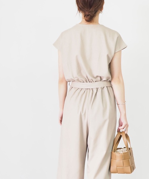 Riberry（リベリー）の「リネンタッチジャンプスーツ（つなぎ/オールインワン・レディース・ブラック/ベージュ/キナリ・MEDIUM）」の8枚目の写真