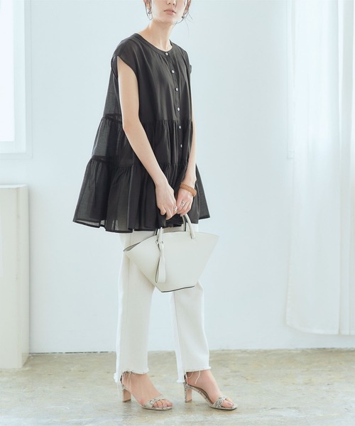 titivate（ティティベイト）の「ｼｱｰﾃｨｱｰﾄﾞﾌﾚﾝﾁｽﾘｰﾌﾞﾌﾞﾗｳｽ（シャツ/ブラウス・レディース・オフホワイト/ベージュ/ピンク/ブラック・FREE）」の16枚目の写真