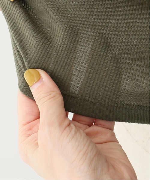 Spick & Span(スピックアンドスパン)の「ビンテージリブクロスストラップキャミ◆(キャミソール・レディース・ブラック/ベージュ/カーキ・FREE)」の5枚目の写真