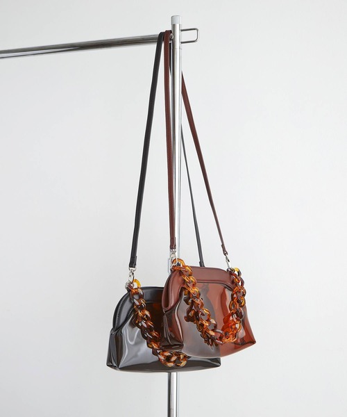 TOPKAPI EFOLE（トプカピエフォル）の「PVC がま口 樹脂チェーン ミニバッグ（ハンドバッグ・レディース・ブラック/ダークブラウン・FREE）」の17枚目の写真