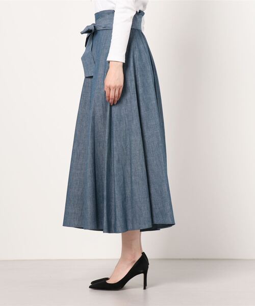 NARACAMICIE（ナラカミーチェ）の「ダンガリー調2WAYリボン付きフレアパンツ（その他パンツ・レディース・ネイビー・MEDIUM）」の11枚目の写真