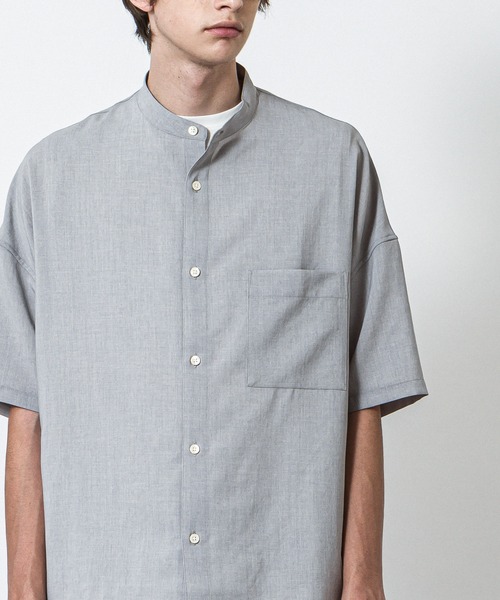 SLICK(スリック)の「リフラックスボイルドロップショルダーバンドカラーシャツ(シャツ/ブラウス・メンズ・ライトグレー/ネイビー/ブラウン・1/2/3)」の7枚目の写真