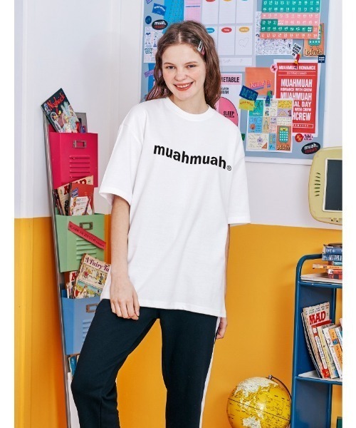 muahmuah(ムーアムーア)の「A'GEM/9 × .kom『muah muah/ムーアムーア』LOWER PRINTING HALF T-SHIRT/ロアープリント 半袖Tシャツ(Tシャツ/カットソー・レディース・ブラック/ライトパープル/ネイビー/ホワイト/イエロー/ライトグリーン・FREE)」の9枚目の写真