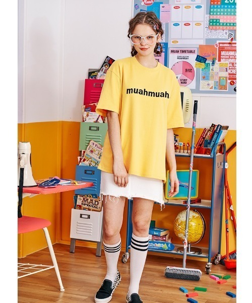 muahmuah(ムーアムーア)の「A'GEM/9 × .kom『muah muah/ムーアムーア』LOWER PRINTING HALF T-SHIRT/ロアープリント 半袖Tシャツ(Tシャツ/カットソー・レディース・ブラック/ライトパープル/ネイビー/ホワイト/イエロー/ライトグリーン・FREE)」の20枚目の写真
