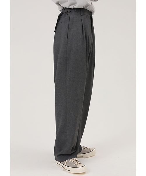 MASONPRINCE(メイソンプリンス)の「【MASONPRINCE】Adjustable waist casual tuck slacks SK2030(スラックス・メンズ・ブラック/グレー・XL/L/M/S)」の4枚目の写真