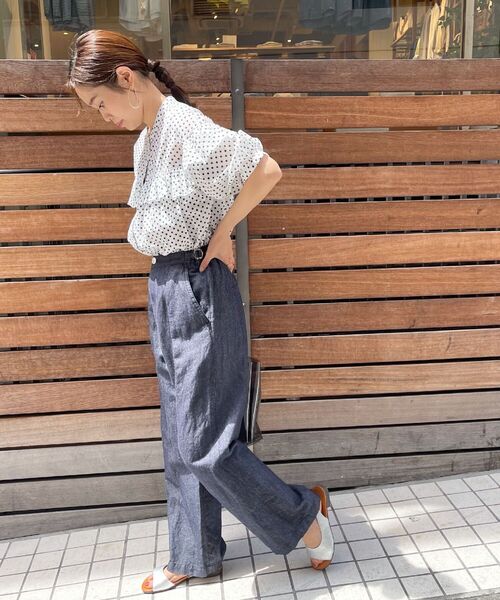 fredy emue（フレディエミュ）の「フリル切替6分袖ブラウス（シャツ/ブラウス・レディース・ブラック/オフホワイト/ホワイト系その他4・38）」の20枚目の写真