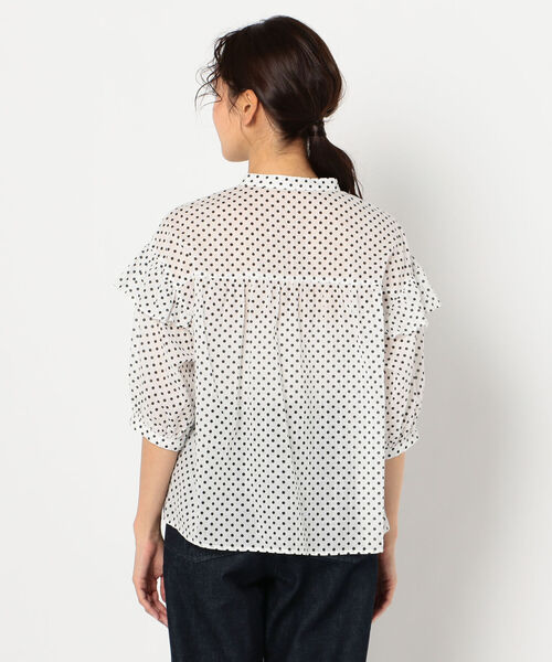 fredy emue（フレディエミュ）の「フリル切替6分袖ブラウス（シャツ/ブラウス・レディース・ブラック/オフホワイト/ホワイト系その他4・38）」の5枚目の写真