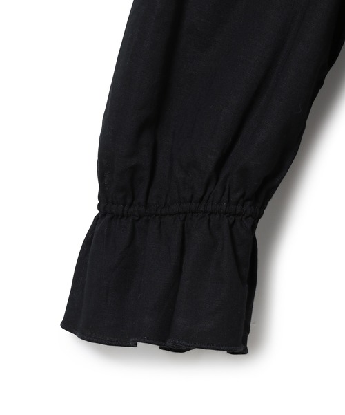 MADEMOISELLE ROPE'（マドモアゼル ロペ）の「<春まで使える>【無地/チェック】Vネックフリルブラウス（シャツ/ブラウス・レディース・ブラック/ブラウン系その他2/グリーン・38）」の21枚目の写真