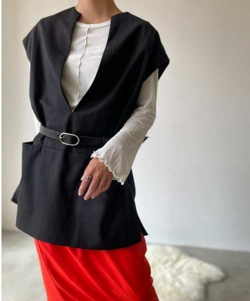 Solace(ソレイス)の「深Vサイドスリットベスト(ベスト・レディース・ブラック/ベージュ・FREE)」の20枚目の写真