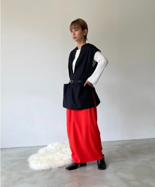 Solace(ソレイス)の「深Vサイドスリットベスト(ベスト・レディース・ブラック/ベージュ・FREE)」の9枚目の写真