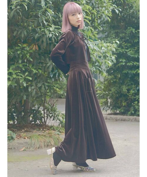 merry jenny（メリージェニー）の「【セットアップ】ベロアハイウエストロングスカート（スカート・レディース・ブラック/パープル/ブラウン/カーキ・FREE）」の7枚目の写真