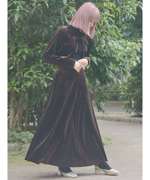 merry jenny（メリージェニー）の「【セットアップ】ベロアハイウエストロングスカート（スカート・レディース・ブラック/パープル/ブラウン/カーキ・FREE）」の17枚目の写真