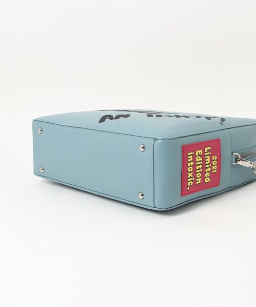 intoxic.（イントキシック）の「【intoxic.】ラージ　イディオット（ボストンバッグ・レディース・ブラック/ベージュ/ブルー・FREE）」の5枚目の写真